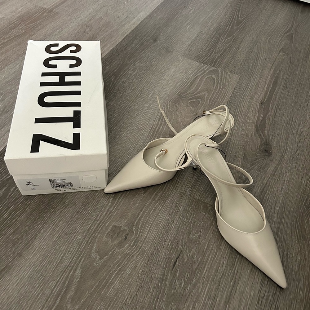 SCHUTZ Cream Pointed Toe Stiletto Heels